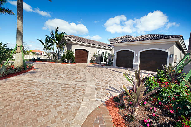 Best Custom Driveway Pavers  in Elgin, TX